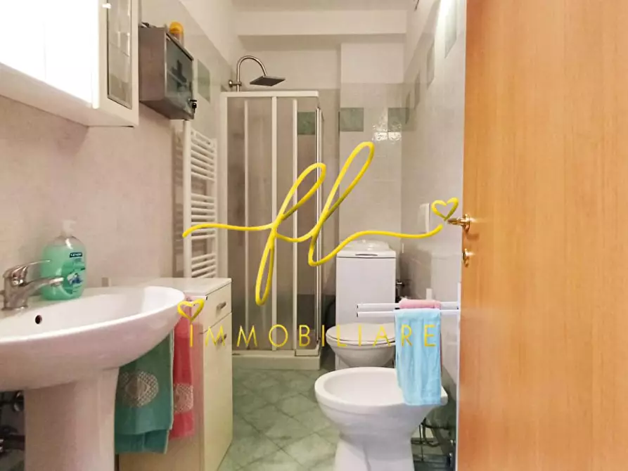 Immagine 7 di Appartamento in vendita  a Rosignano Marittimo