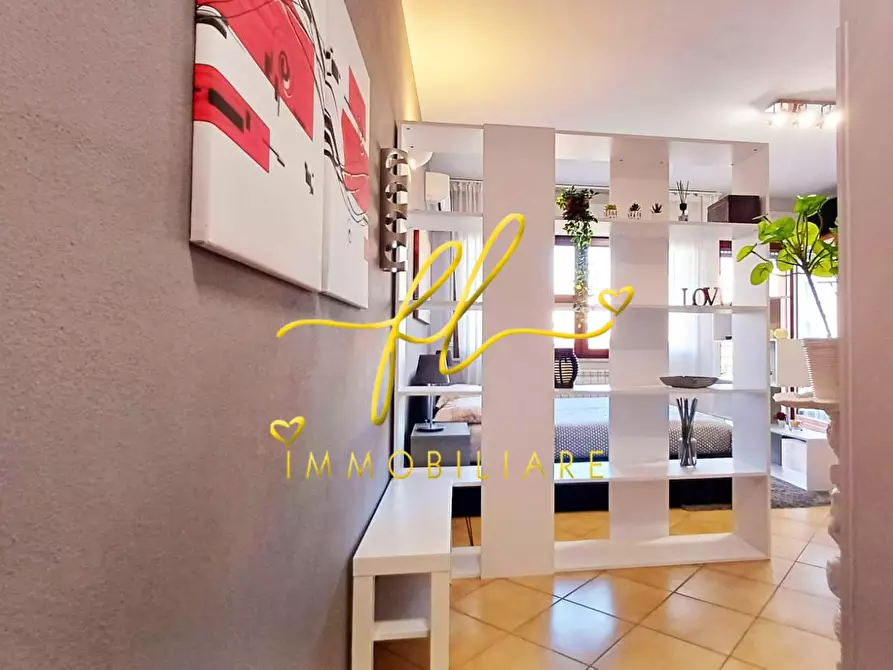 Immagine 4 di Appartamento in vendita  a Rosignano Marittimo