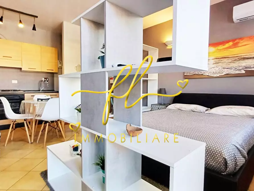 Immagine 1 di Appartamento in vendita  a Rosignano Marittimo