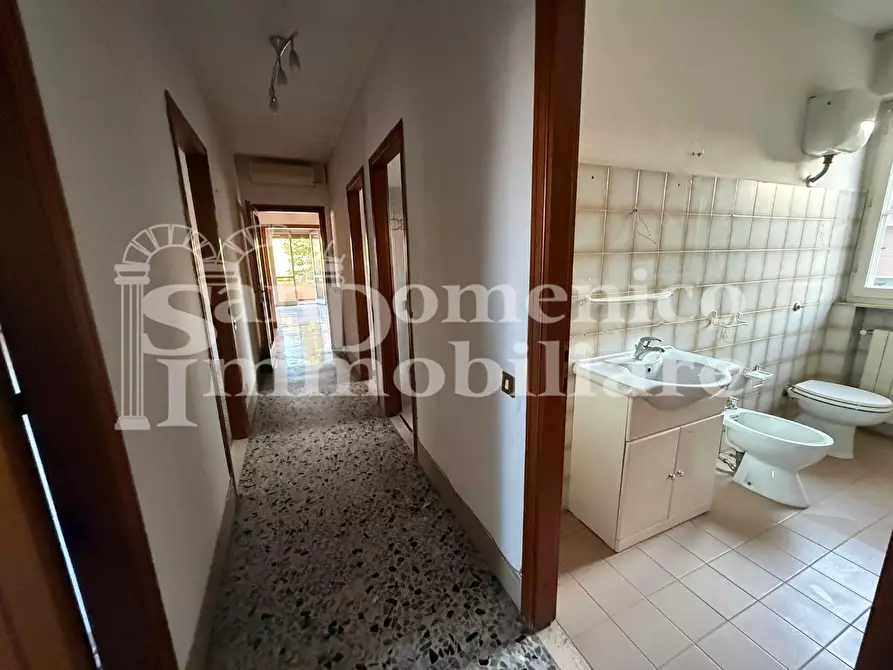 Immagine 21 di Villa in vendita  a Pisa