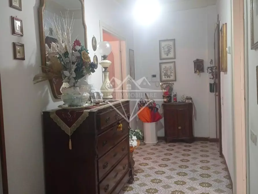 Immagine 3 di Appartamento in vendita  a Carrara