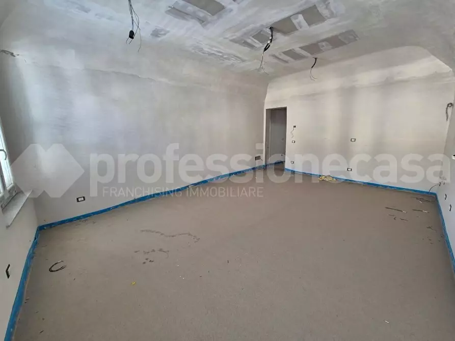 Immagine 17 di Appartamento in vendita  a Pisa