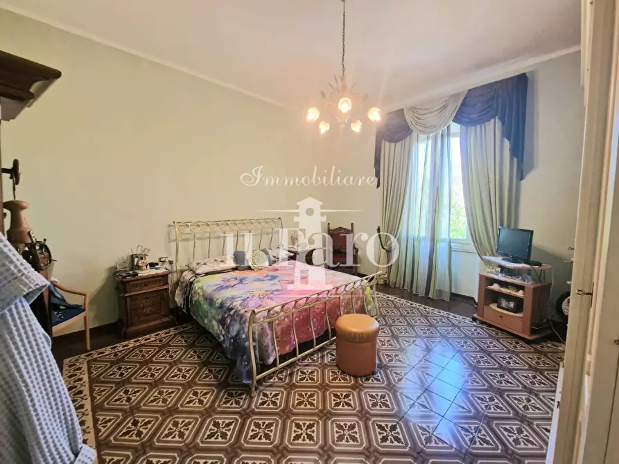 Immagine 32 di Terratetto in vendita  a Campi Bisenzio