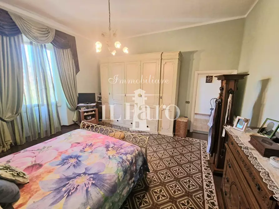 Immagine 34 di Terratetto in vendita  a Campi Bisenzio