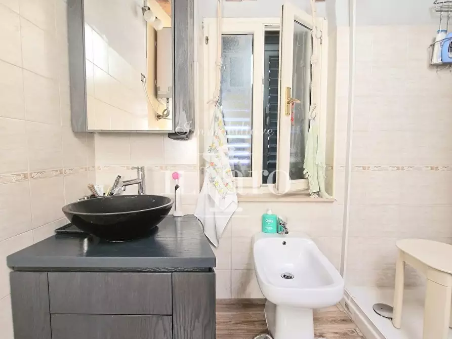 Immagine 47 di Terratetto in vendita  a Campi Bisenzio