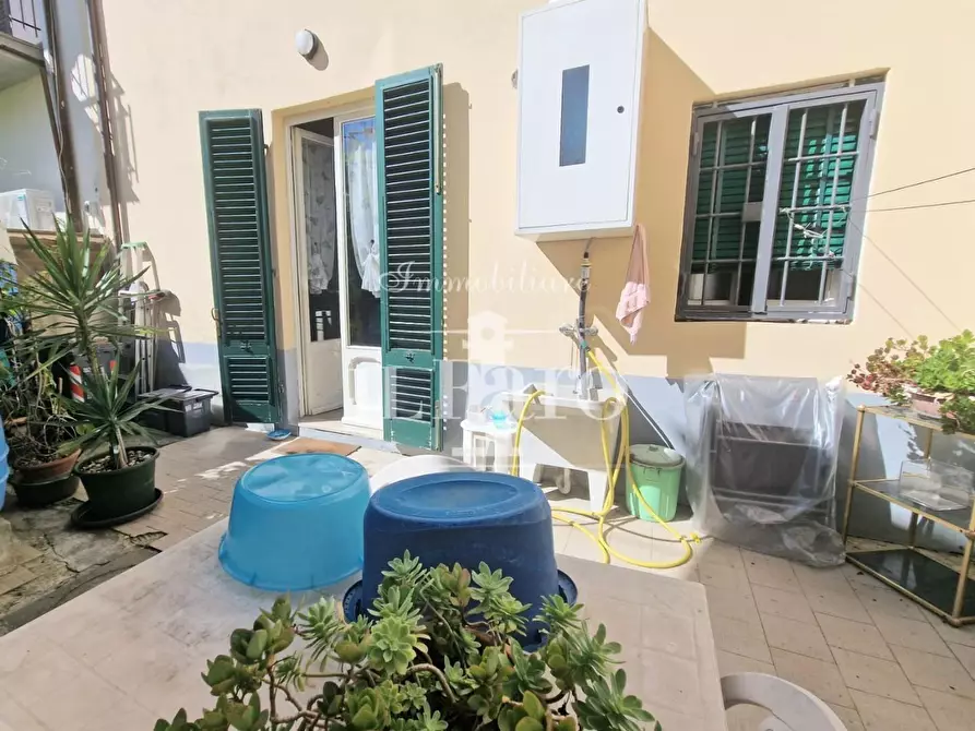 Immagine 5 di Terratetto in vendita  a Campi Bisenzio