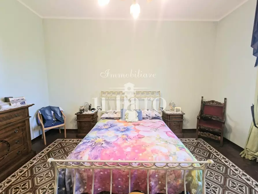 Immagine 29 di Terratetto in vendita  a Campi Bisenzio