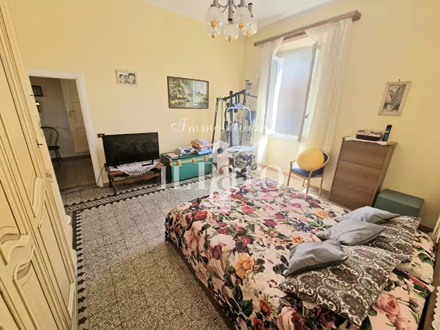 Immagine 27 di Terratetto in vendita  a Campi Bisenzio