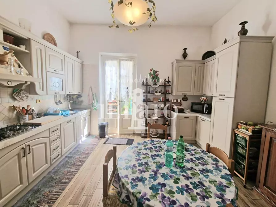 Immagine 12 di Terratetto in vendita  a Campi Bisenzio