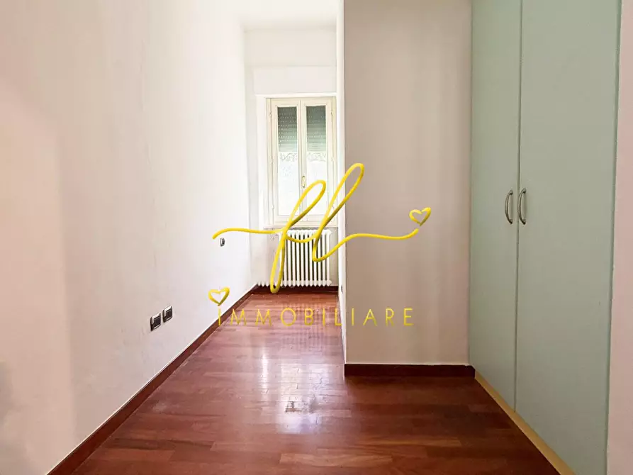 Immagine 16 di Appartamento in vendita  a Cecina