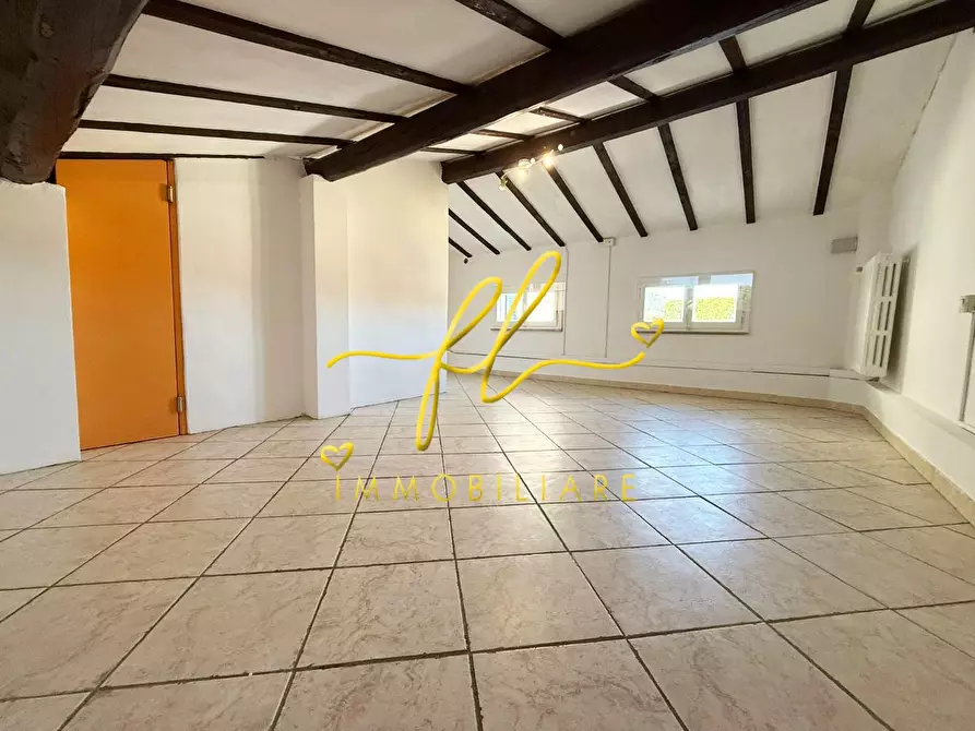 Immagine 23 di Appartamento in vendita  a Cecina