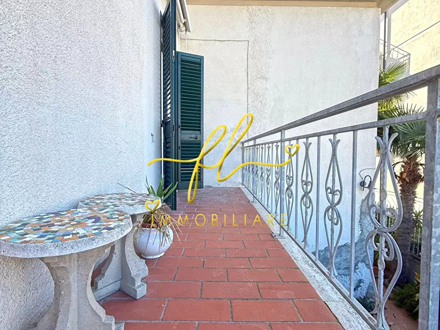 Immagine 10 di Appartamento in vendita  a Cecina