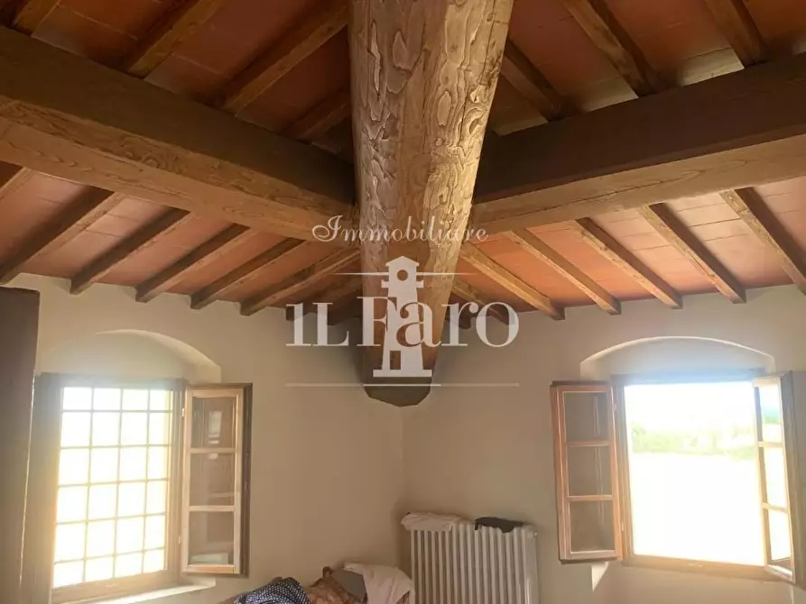 Immagine 16 di Porzione di casa in vendita  a Campi Bisenzio