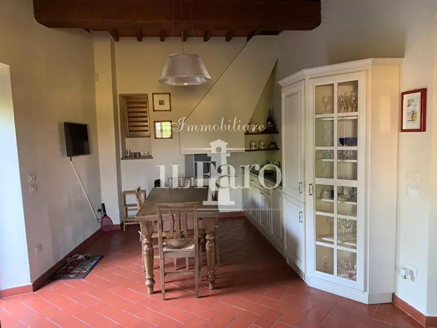 Immagine 8 di Porzione di casa in vendita  a Campi Bisenzio