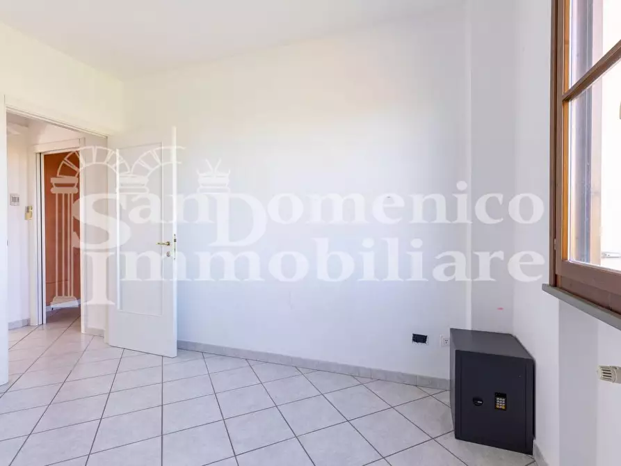 Immagine 13 di Appartamento in vendita  a San Giuliano Terme