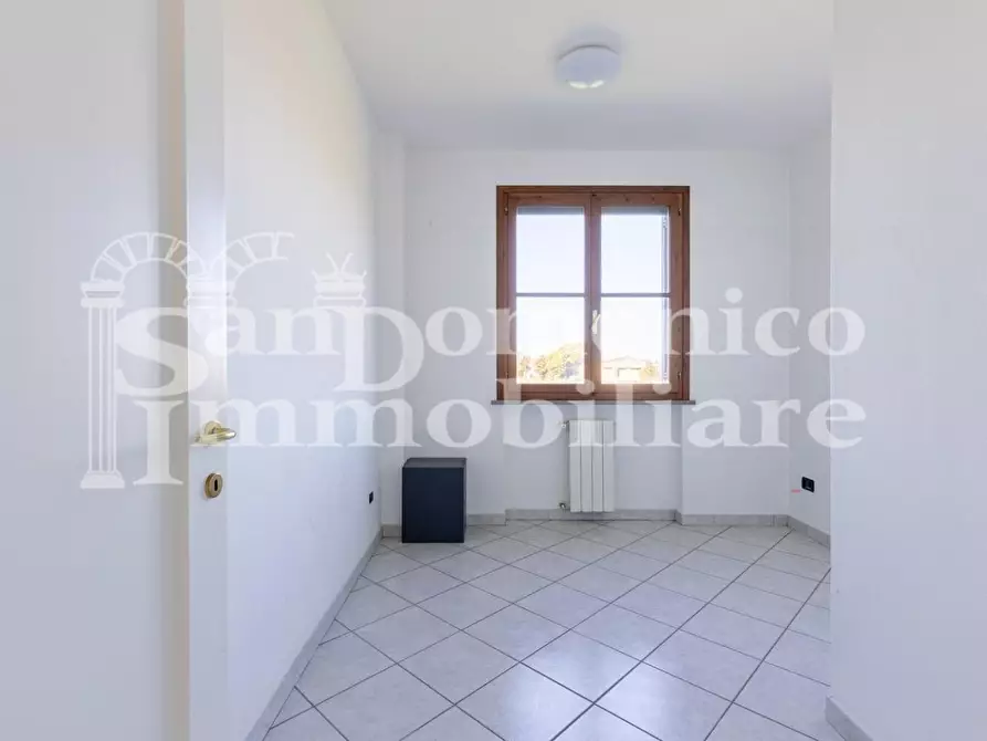 Immagine 12 di Appartamento in vendita  a San Giuliano Terme