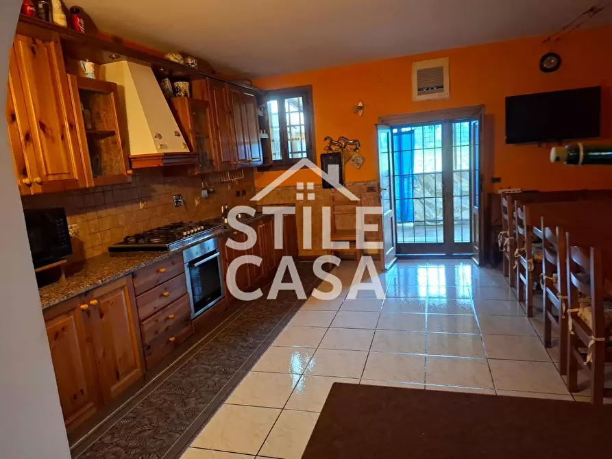 Immagine 1 di Porzione di casa in vendita  a Ponte Buggianese