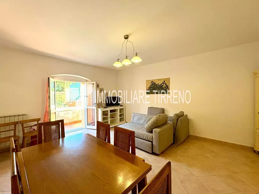 Immagine 6 di Appartamento in vendita  a Massa