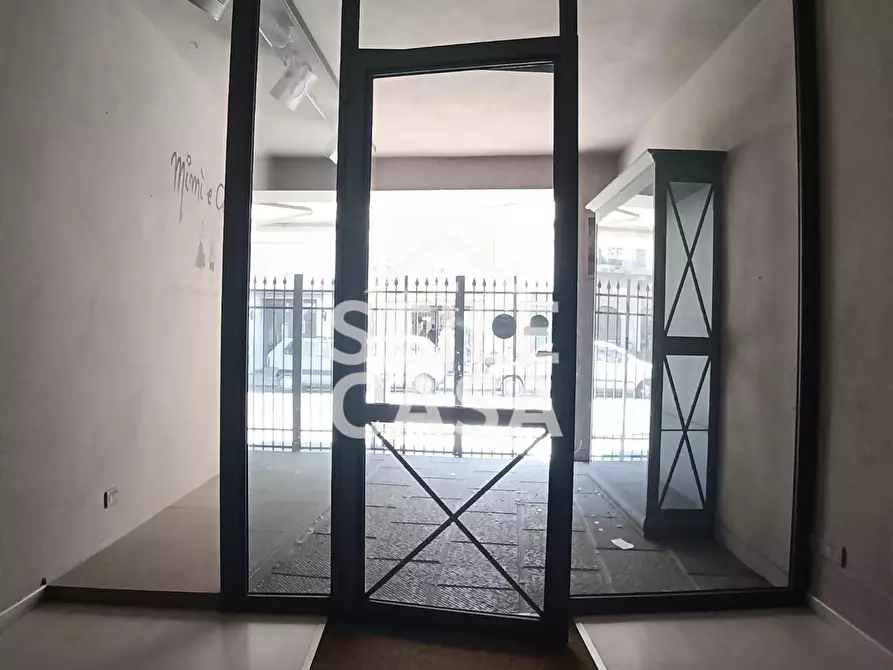 Immagine 11 di Locale commerciale in vendita  a Altopascio