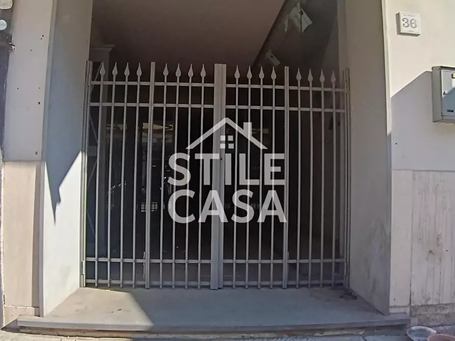 Immagine 4 di Locale commerciale in vendita  a Altopascio