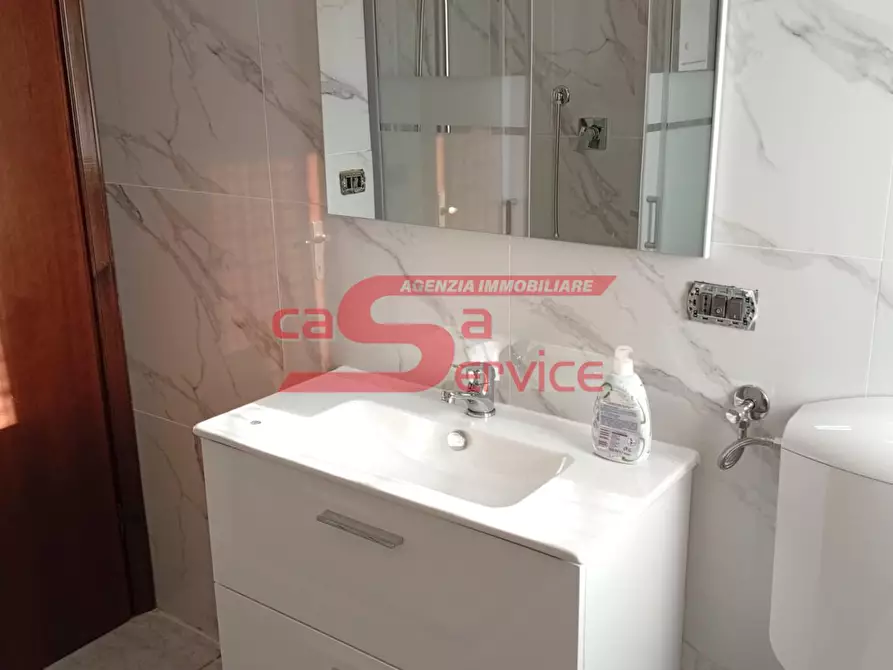 Immagine 12 di Appartamento in vendita  a Massa E Cozzile