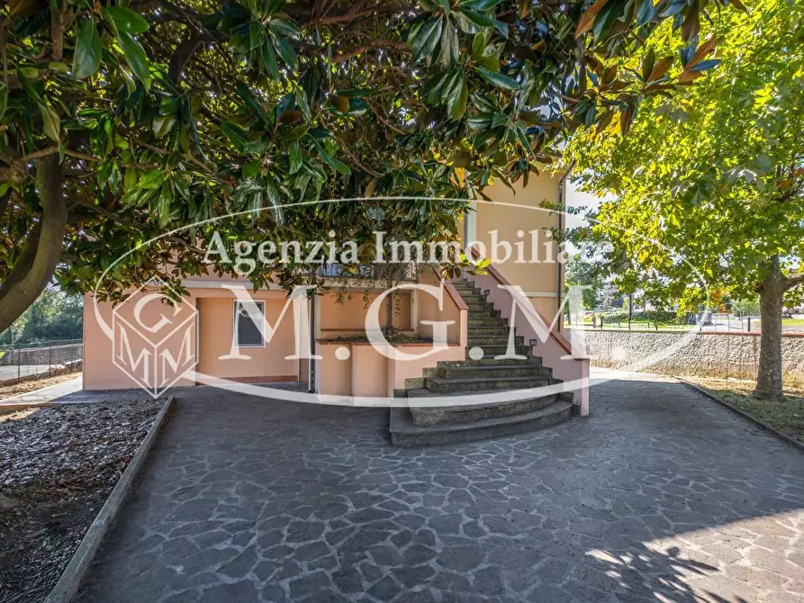 Immagine 9 di Casa indipendente in vendita  a Bientina