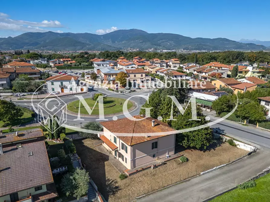 Immagine 49 di Casa indipendente in vendita  a Bientina