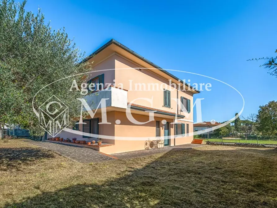 Immagine 13 di Casa indipendente in vendita  a Bientina