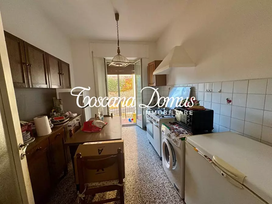 Immagine 3 di Appartamento in vendita  a Siena