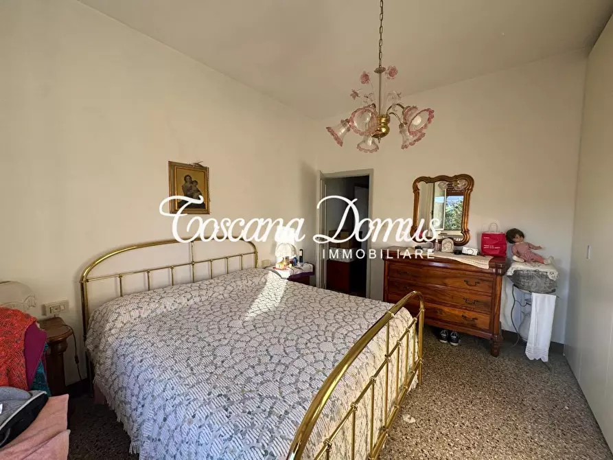 Immagine 4 di Appartamento in vendita  a Siena