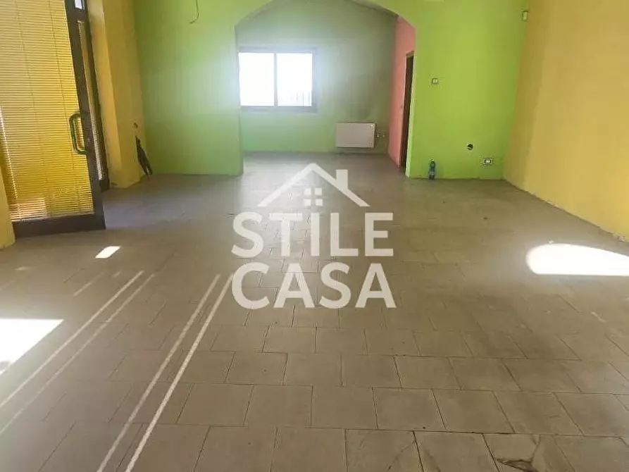 Immagine 3 di Locale commerciale in vendita  a Altopascio