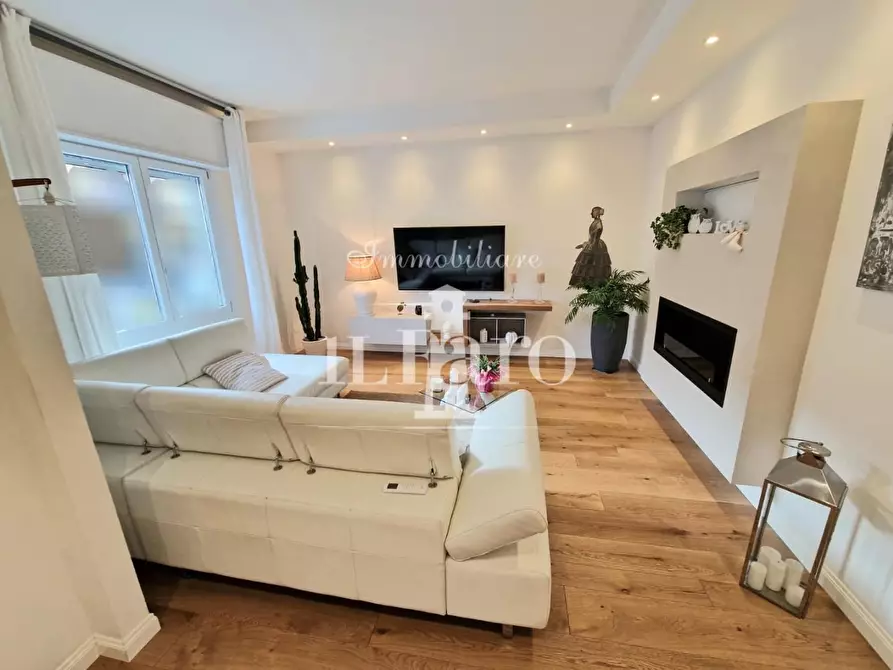 Immagine 7 di Casa indipendente in vendita  a Campi Bisenzio