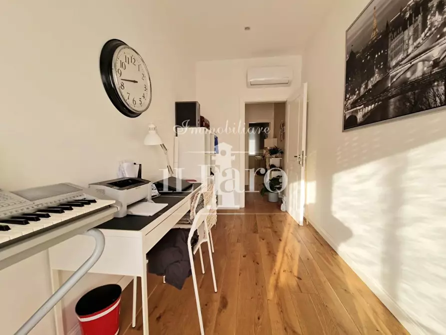 Immagine 29 di Casa indipendente in vendita  a Campi Bisenzio