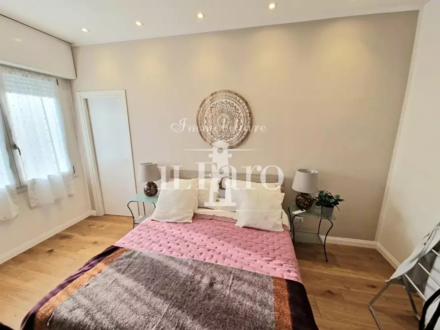 Immagine 22 di Casa indipendente in vendita  a Campi Bisenzio