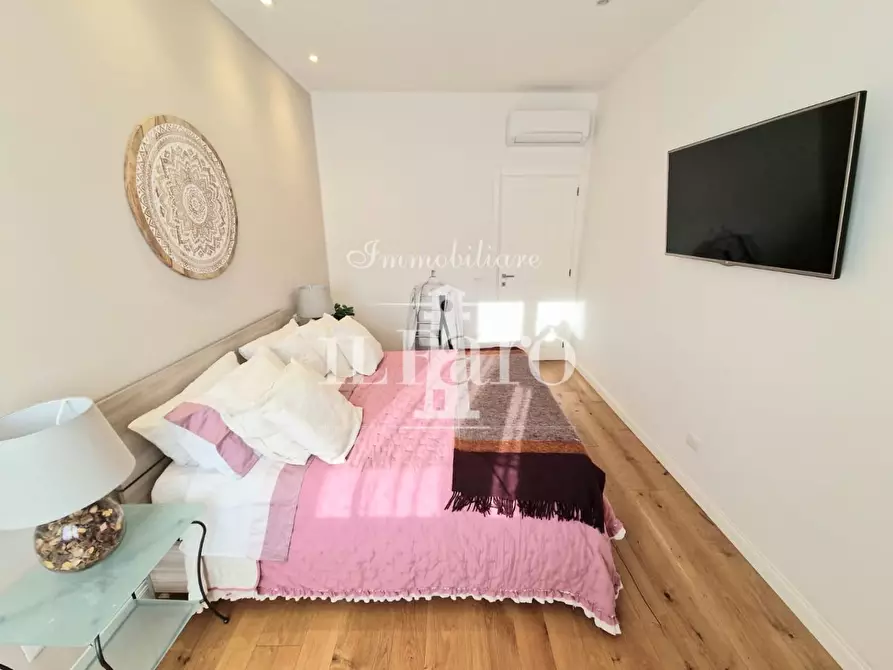 Immagine 20 di Casa indipendente in vendita  a Campi Bisenzio