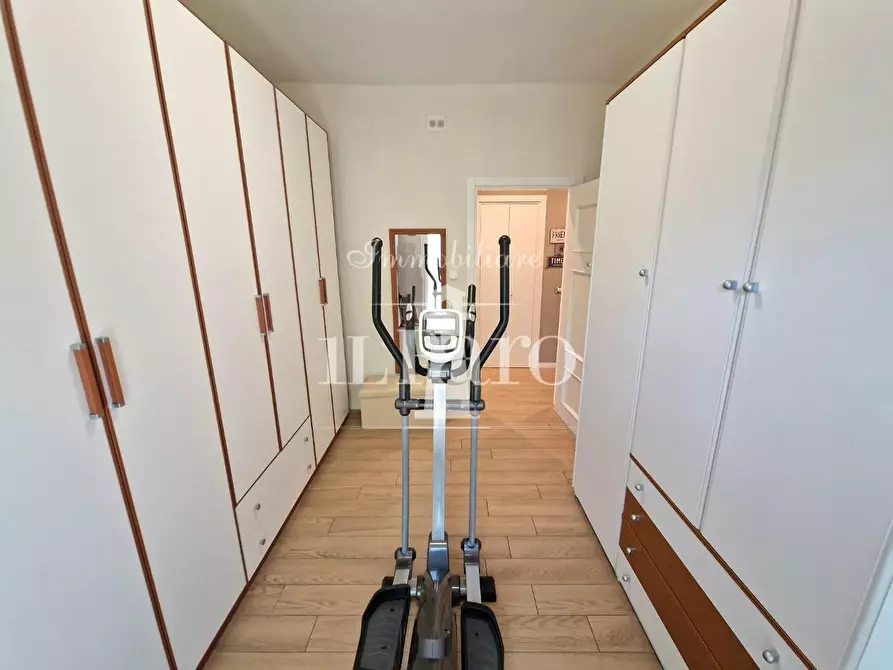 Immagine 22 di Villa in vendita  a Campi Bisenzio