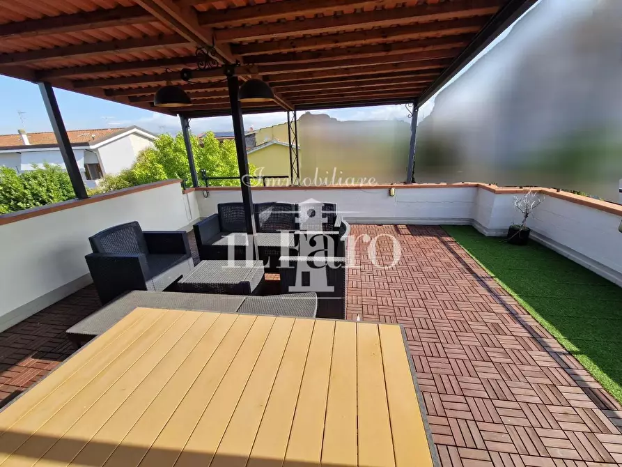 Immagine 69 di Villa in vendita  a Campi Bisenzio