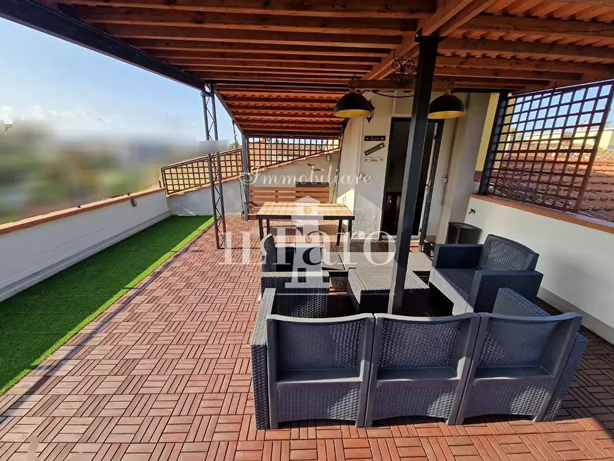 Immagine 70 di Villa in vendita  a Campi Bisenzio