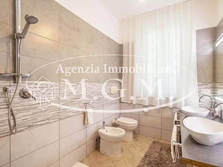 Immagine 15 di Appartamento in vendita  a Santa Maria A Monte