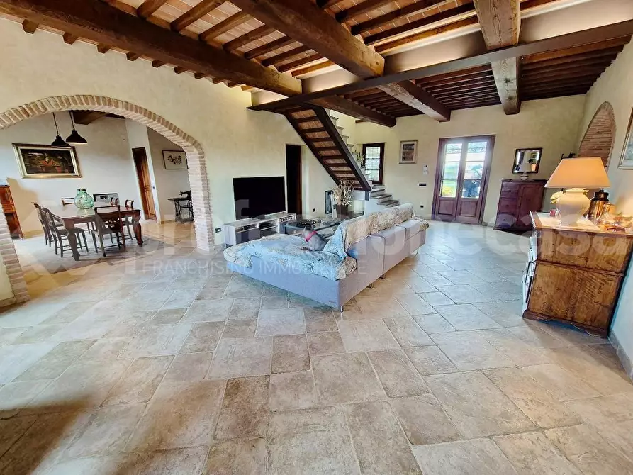 Immagine 7 di Rustico / casale in vendita  a Cascina