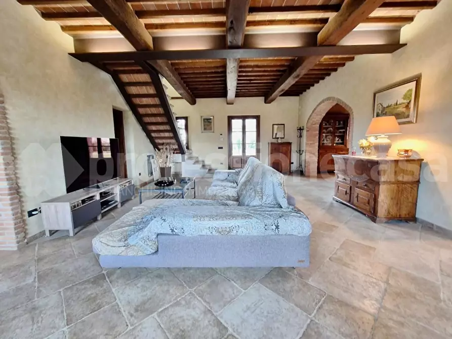 Immagine 8 di Rustico / casale in vendita  a Cascina