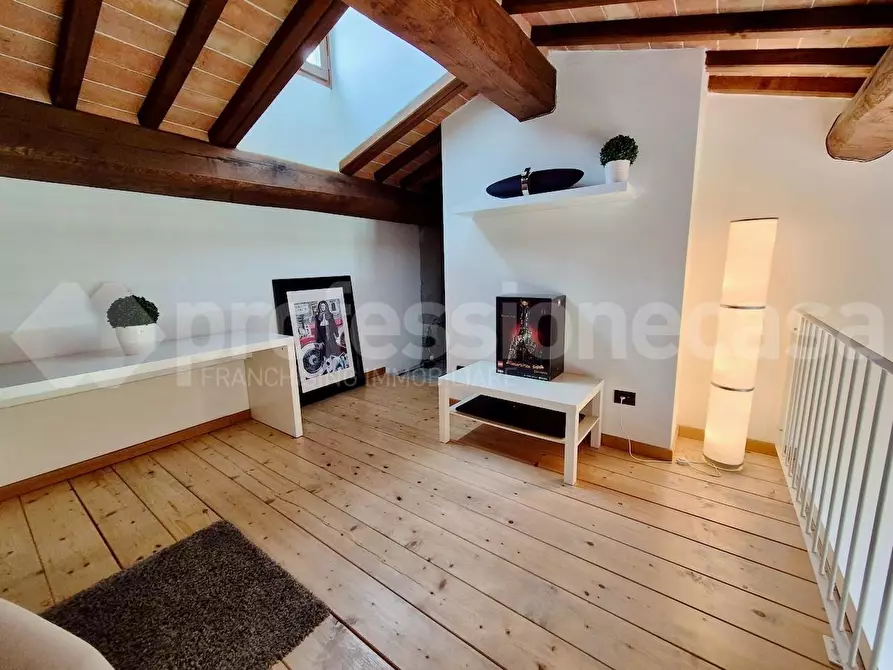 Immagine 36 di Rustico / casale in vendita  a Cascina