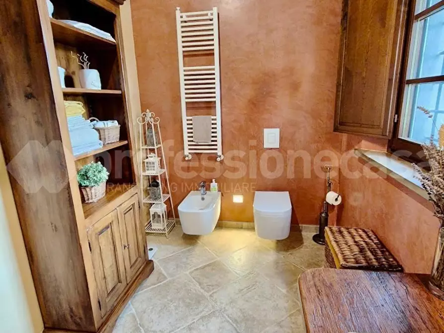 Immagine 19 di Rustico / casale in vendita  a Cascina