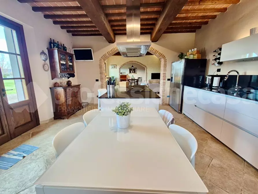 Immagine 17 di Rustico / casale in vendita  a Cascina