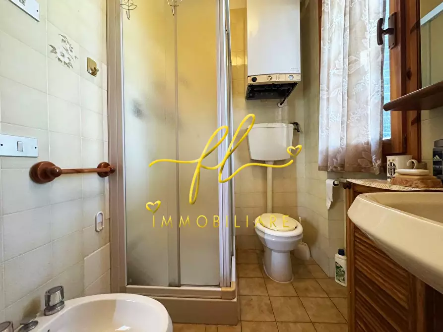 Immagine 13 di Appartamento in vendita  a Pisa