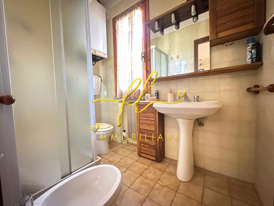 Immagine 12 di Appartamento in vendita  a Pisa