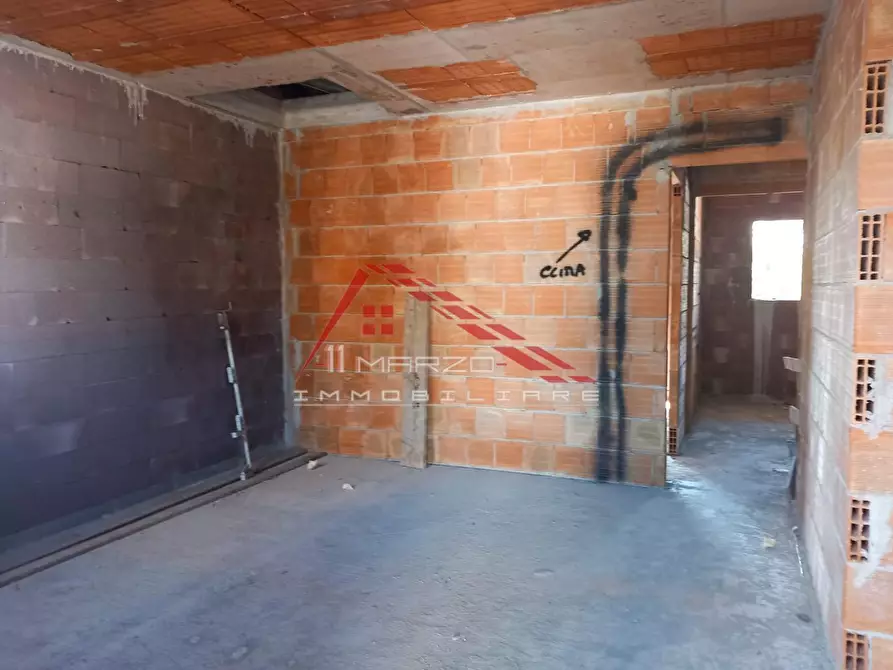 Immagine 17 di Appartamento in vendita  a Pisa