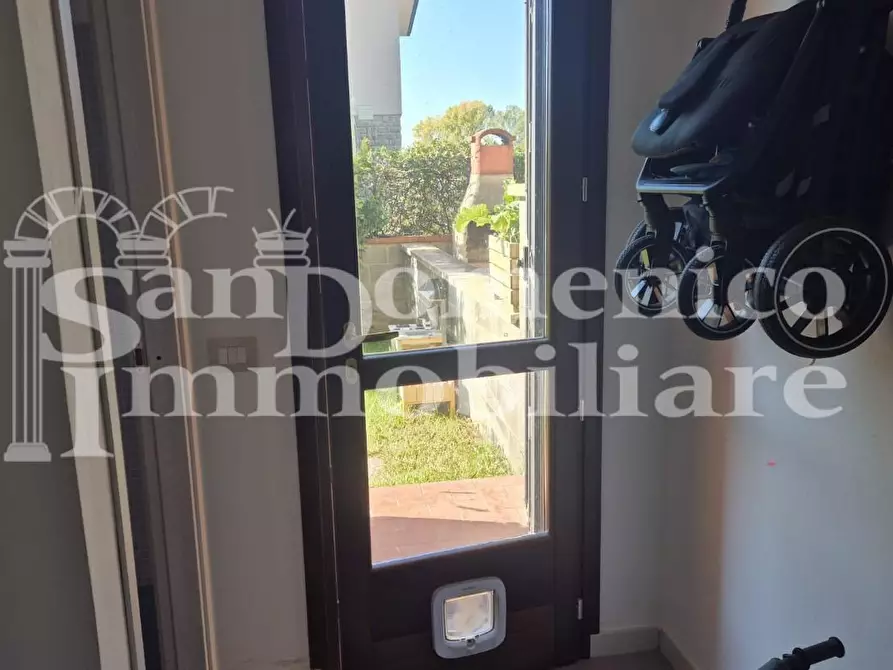 Immagine 17 di Appartamento in vendita  a Cascina