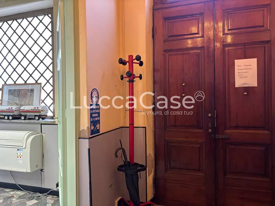 Immagine 84 di Casa indipendente in vendita  a Lucca