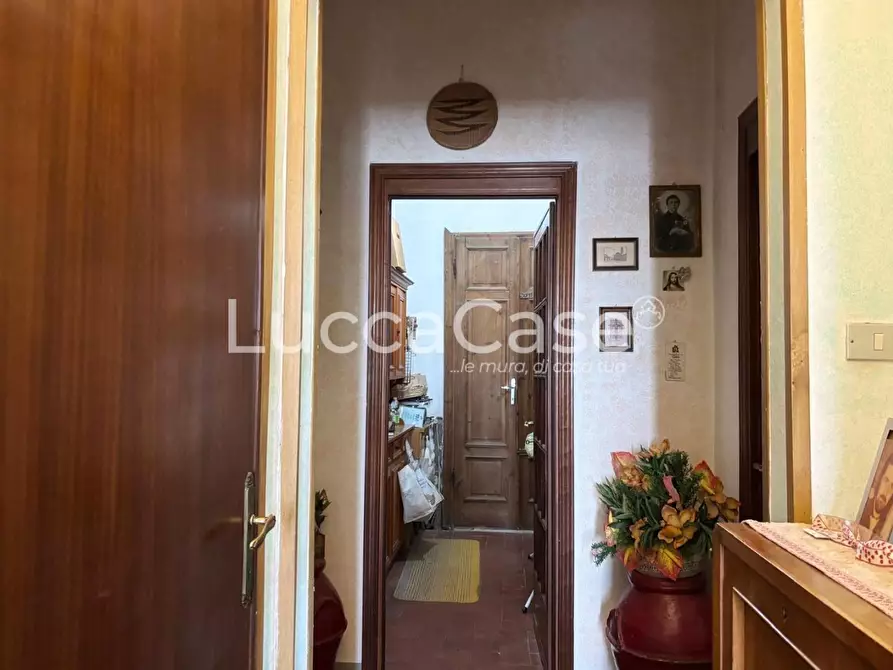 Immagine 56 di Casa indipendente in vendita  a Lucca